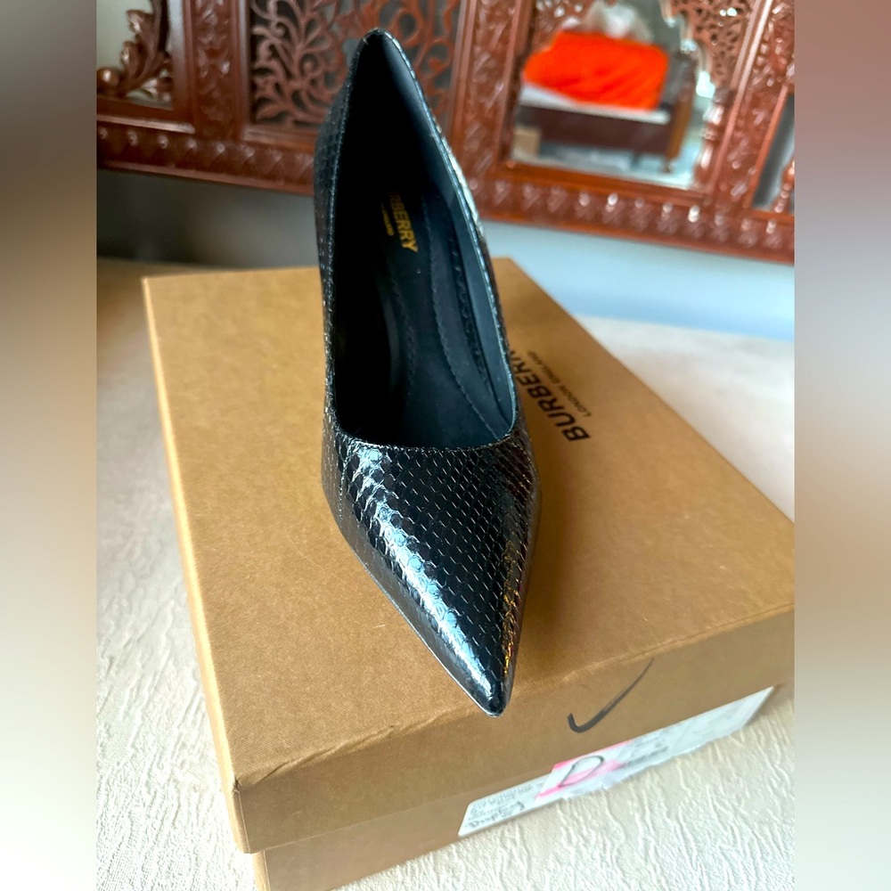 Burberry ALF wellton pump